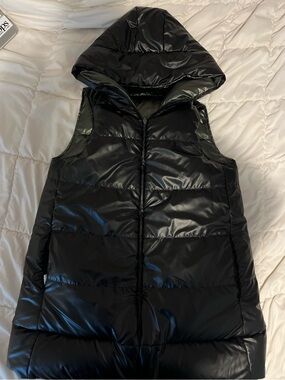 Tuckernuck Glossy Reversible Puffer Coat